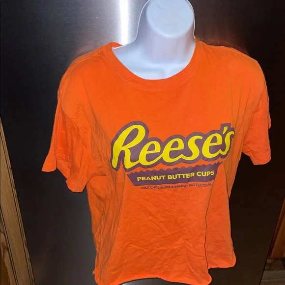 Reese's Cup Crop T-Shirt 🧡 - Picture 7 of 7